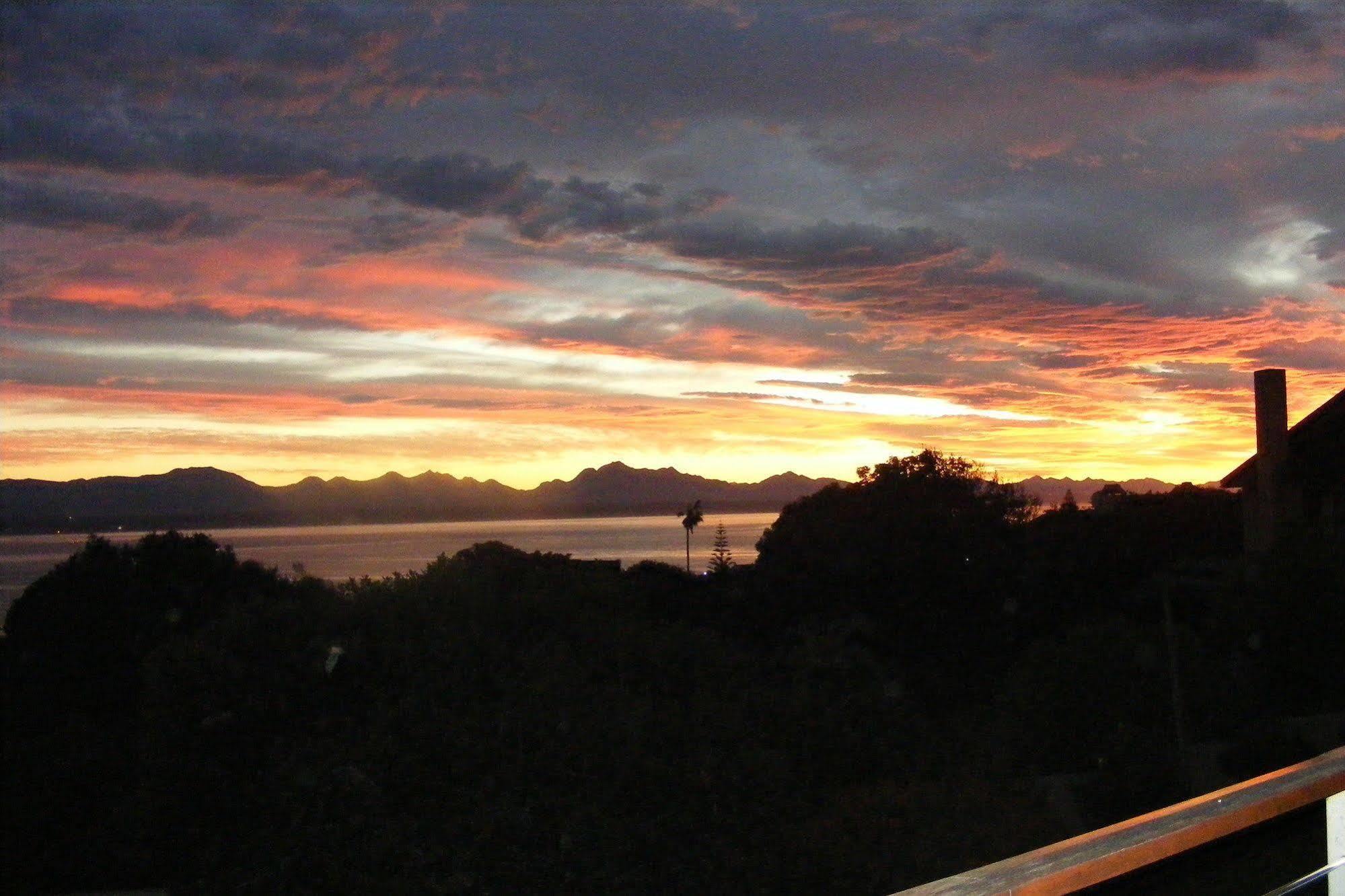 Hotel Linkside 2 Self-Catering Mossel Bay Esterno foto
