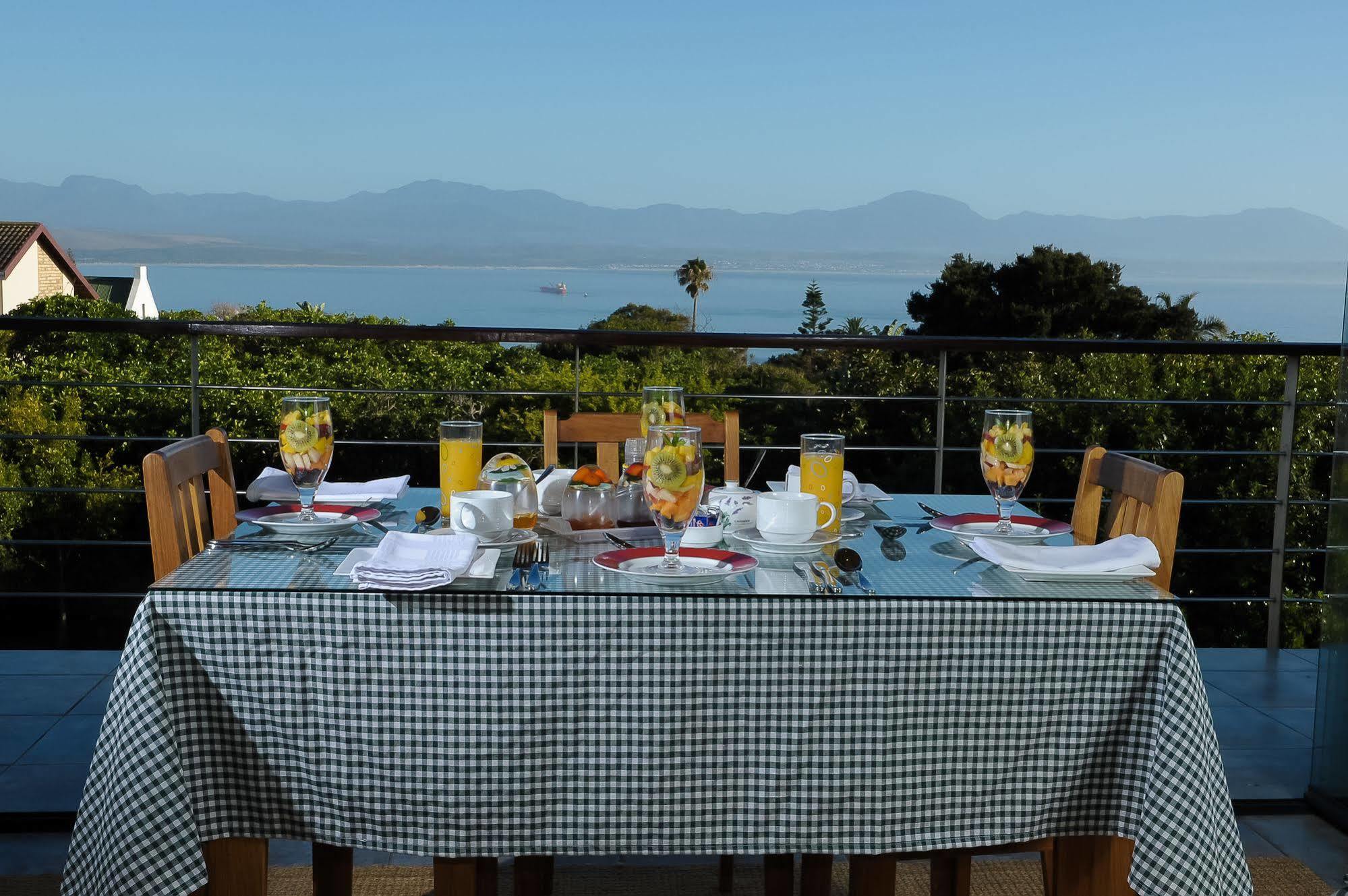 Linkside 2 Self-Catering Hotel Mossel Bay Esterno foto